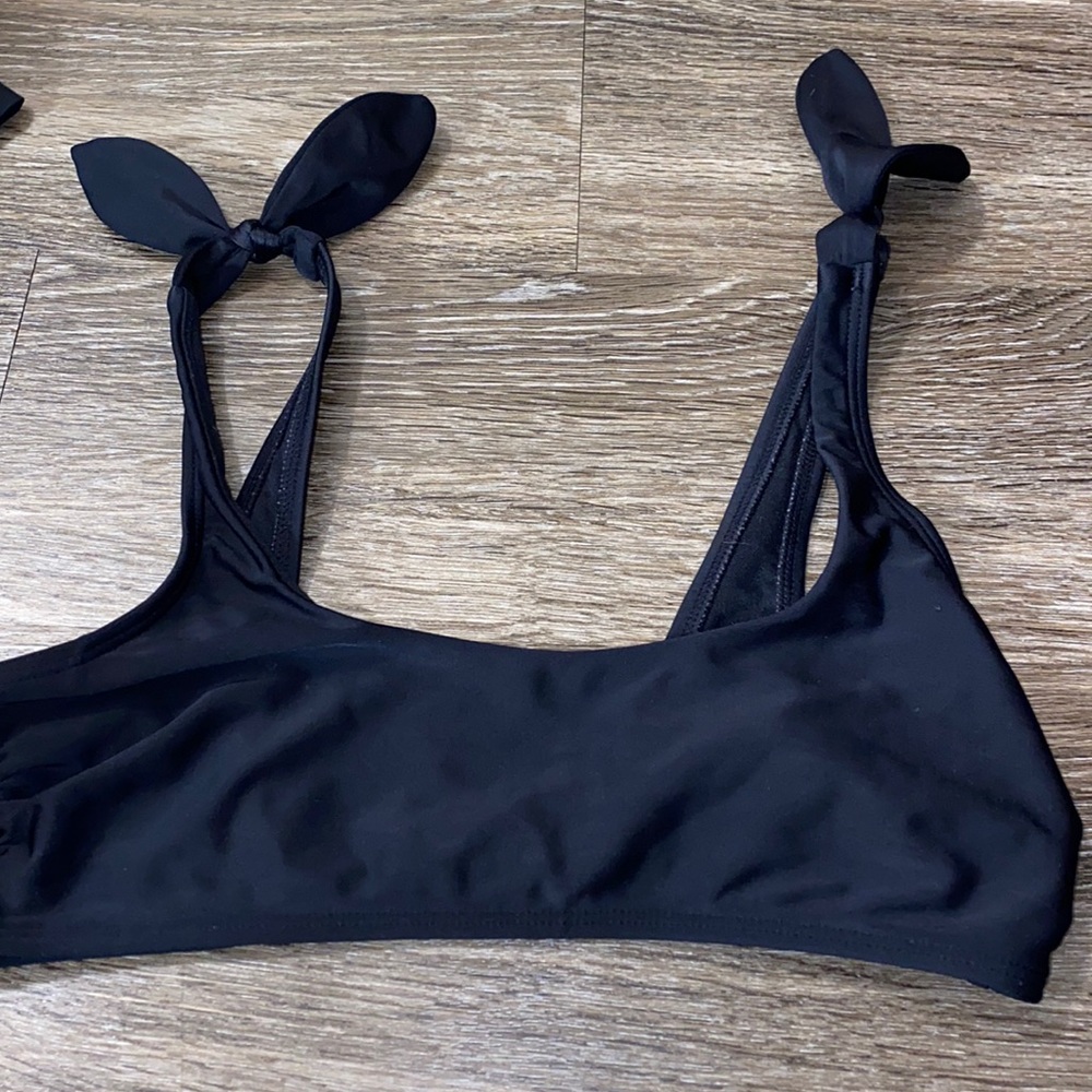 Bikini top